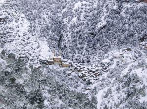 Petit village près de Bordj Bou Arrerij