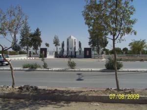 Monument des Martyrs (Bordj Bou Arrerij)