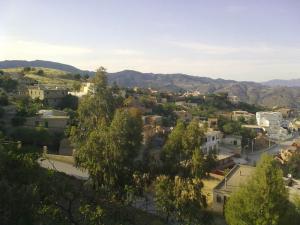 Ith Khelifa thiaouinin (Bordj Bou Arrerij)