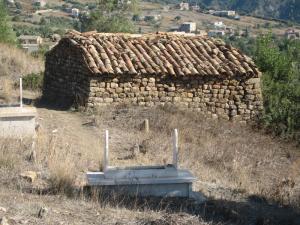 Cimetière Tarihant chez les Ath Wagnun (Boumerdes)