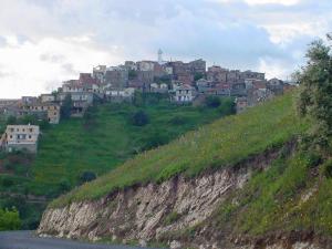 Taguemount el Djedid vue de Amdoun Atzargat (Boumerdes)