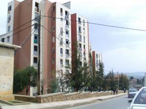 Bâtiment d'un quartier de Médéa