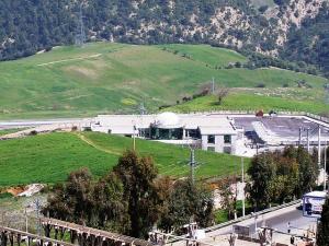 Station d'autobus en construction à Médéa