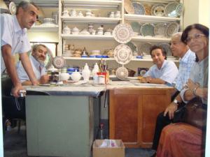 Visite des Encadreurs de l'Atelier de Céramique (Médéa)