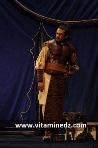 Assia Ifrikiya, Pièce de théâtre de Timothy Roux produite par le théatre National Algérien.