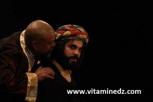 Assia Ifrikiya, Pièce de théâtre de Timothy Roux produite par le théatre National Algérien.