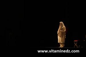 Assia Ifrikiya, Pièce de théâtre de Timothy Roux produite par le théatre National Algérien.