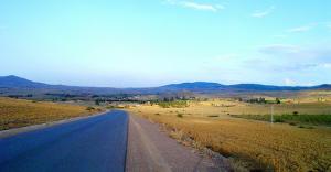 Route reliant les Commmunes de Berrouaghia et Souagui (Médéa)