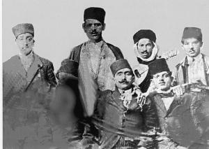 La Première troupe de Chaâbi de Médéa du Cheikh Mouloud Berkani (1920)