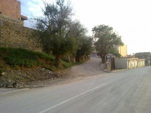 Petite Bourgade de la Périphérie de Tissemssilt