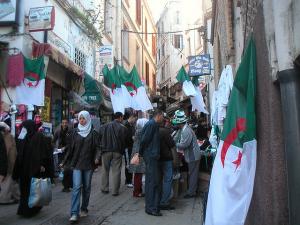 Rue Commerçante à Alger