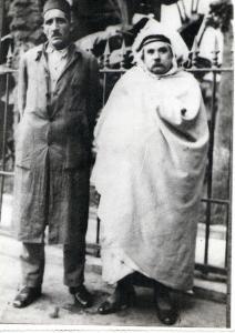 A droite  Kesseksa les années 30