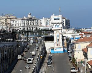 Alger la Blanche, Rampe Chasse- Loup Laubat, Gare Centrale, Bastion des Isolés, Chambre de Commerce