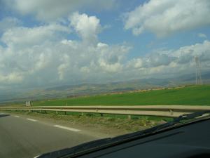 Sur la route entre Alger et Oran