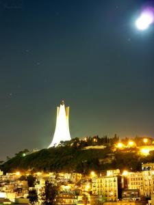 Alger la Nuit