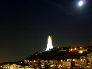 Alger la Nuit