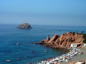 Plage Bleu à Alger en saison estivale