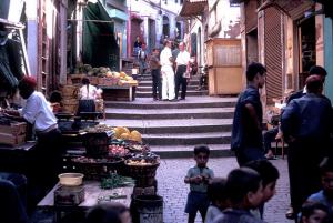 Marché populaire dans la Casbah d'Alger