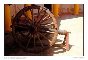 Ancien Canon à Fort de Tamentfoust (Alger)