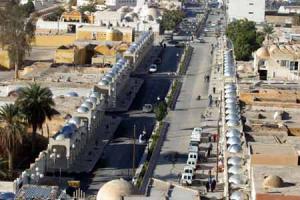 Artère menant au marché populaire d'El Oued