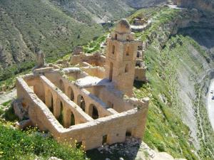 LES RUINES DE LA MOSQUEE DE LA DACHRA TABERDGA (KHENCHLA)