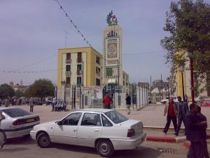 Place des Martyrs au centre ville de Souk Ahras