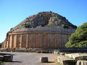 Ancien Mausolée à Tipaza