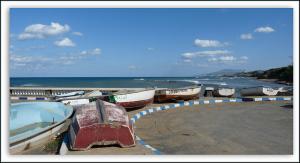 Barques à Hadjret Enouss (ex fontaine du  génie / Wilaya de Tipaza)