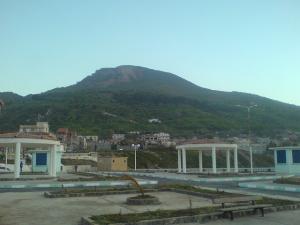 La commune de Hadjrat Ennas à Tipaza