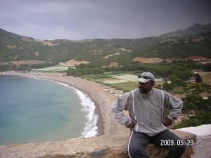 Plage de Boucheghal à Tipaza