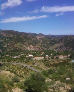 Village  Ichahaféne (Aghbal) tipaza