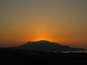 Coucher de Soleil sur le Mont Chenoua à Tipaza