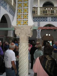 Visite de Touristes à Tipaza