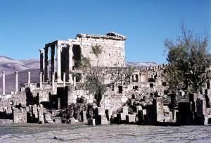 Le Temple de la  Gens Septimia  (Mila)