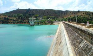 Enceinte du barrage de Ghirb (Ain Defla)