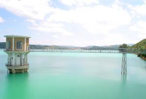 Tour du Barrage Ghrib à Ain Defla