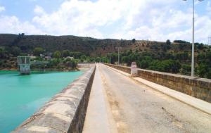 Enceinte du barrage de Ghirb (Ain Defla)