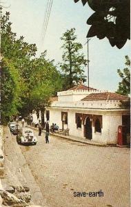 Hammam Righa, l'Ancien Café et Pompe à Essence (Wilaya de Ain Defla)