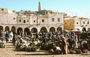 Place du Marché de Ghardaia en 1990