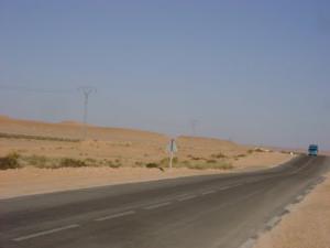 Autoroute dans la périphérie de Ghardaia
