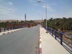 Pont entre Charkia et Gharbia (Commune de Metllili / Wilaya de Ghardaia)