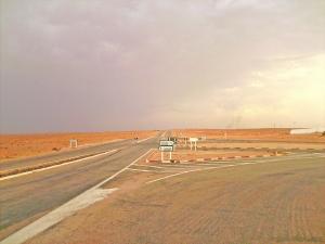 Carrefour à l'entrée de Ghardaia
