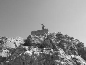 Le monument aux morts construit en 1930