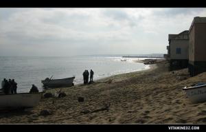 Pecheurs à la Plage du Petit port