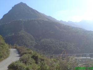 Le Pont de Bordj-mira, et la montagne d'ait mbarek, Taskriout