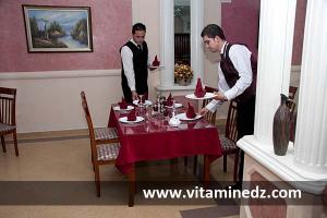 Restaurant Arlunch  Ets Dali, Imama. Confort et sérieux un restaurant qui mérite ses étoiles.