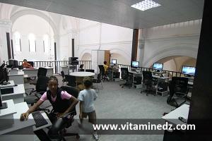 L\'église Saint Michel de Tlemcen aménagée en une jolie bibliothèque pour enfants.
