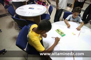 L\'église Saint Michel de Tlemcen aménagée en une jolie bibliothèque pour enfants.