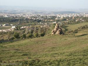 صورة لمدينة تلمسان و قرية بني بوبلان