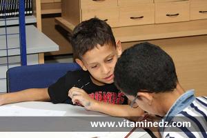 Atelier de dessin pour enfants à Tlemcen, les nouveaux artistes en oeuvre
